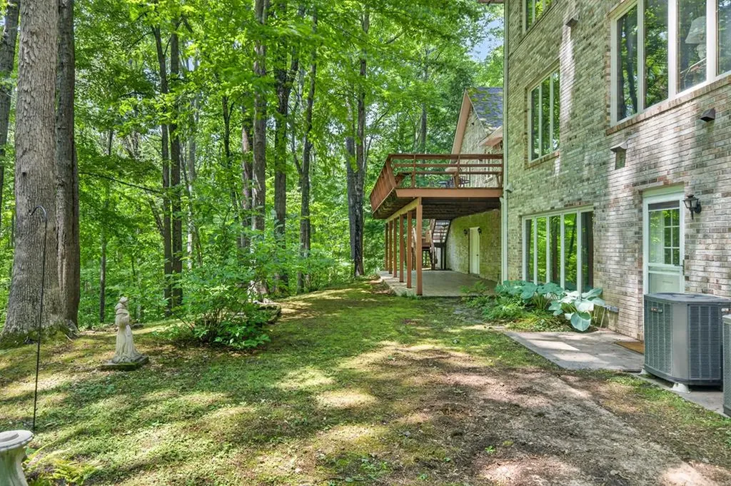 555 S Maple Cookeville TN 38501