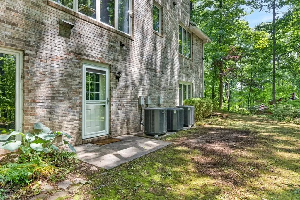 555 S Maple Cookeville TN 38501