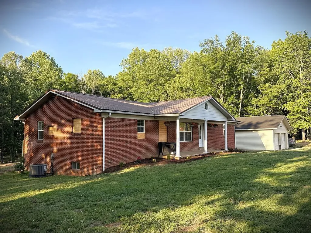 1348 Unionhill Road Red Boiling Springs TN 37150