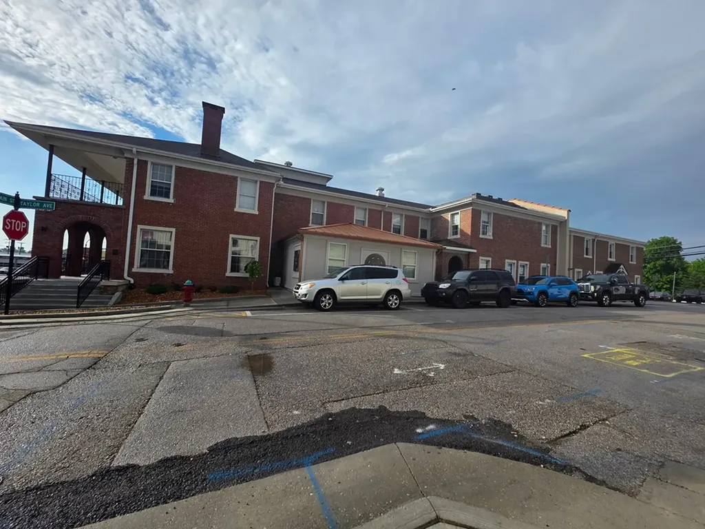 29 Taylor Avenue Crossville TN 38555