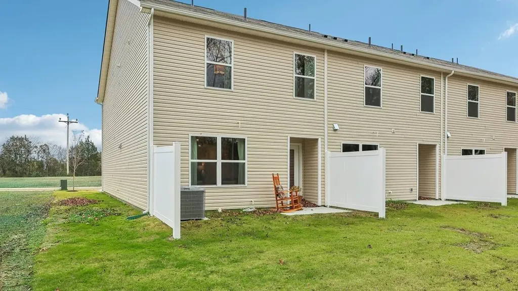 261 Dale Mires Lane Baxter TN 38544