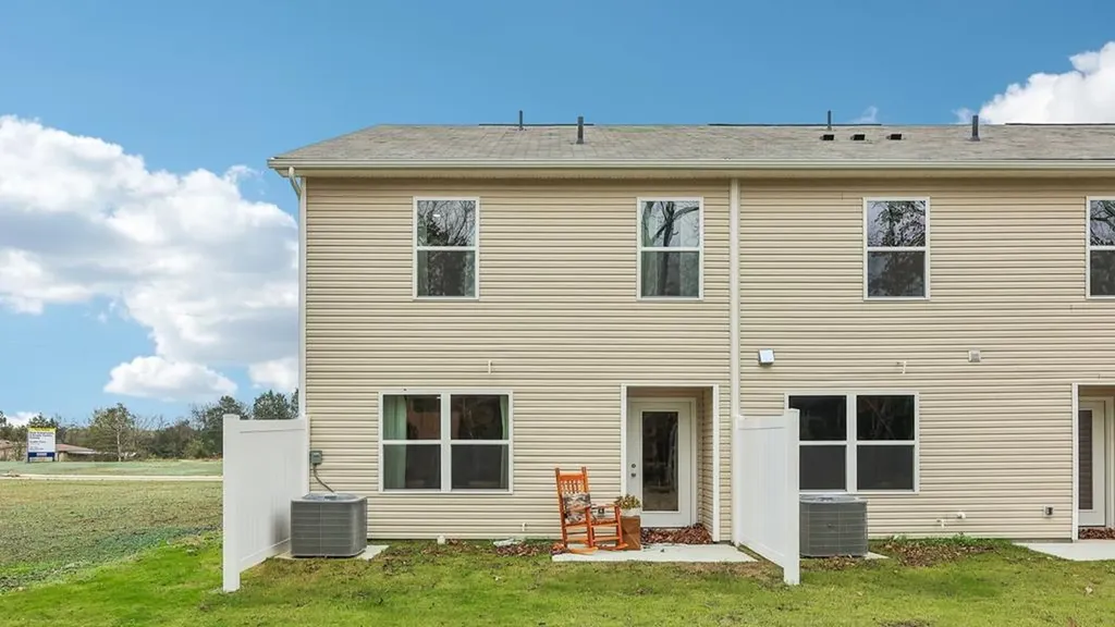 261 Dale Mires Lane Baxter TN 38544