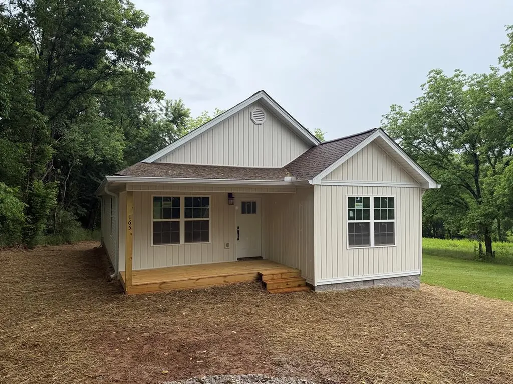 165 Doyle Cemetery Road Doyle TN 38559