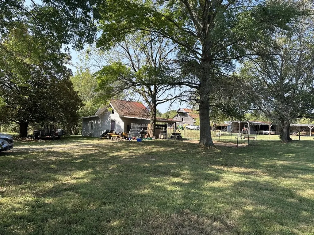 1694 Verona Caney Road Lewisburg TN 37091