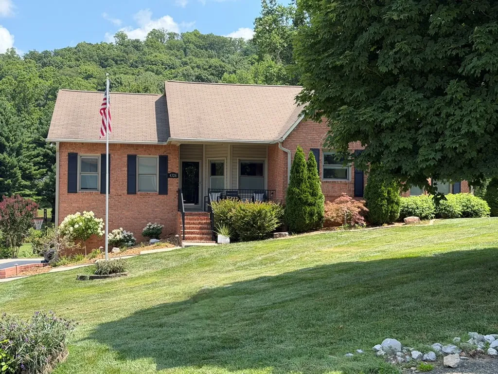 4328 Plantation Drive Cookeville TN 38506