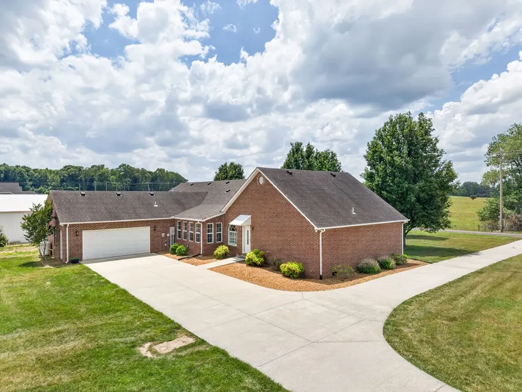 826 Boatman Road Cookeville TN 38506-3306
