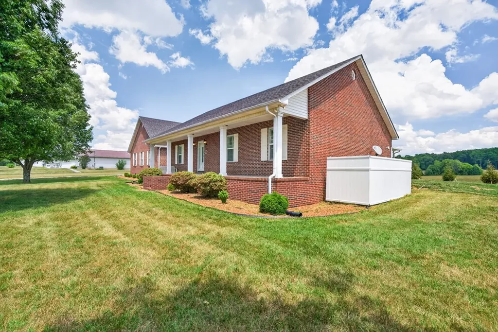 826 Boatman Road Cookeville TN 38506-3306
