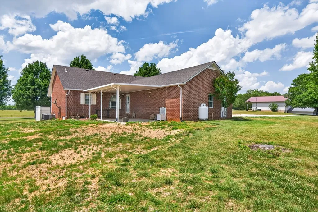 826 Boatman Road Cookeville TN 38506-3306
