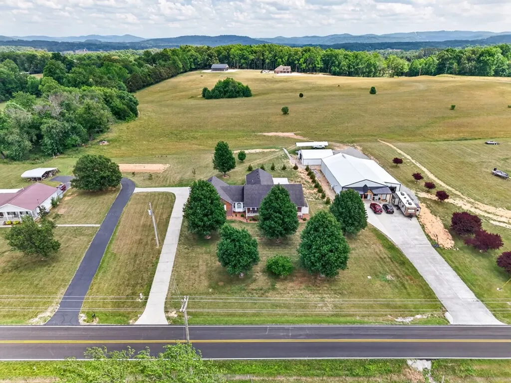 826 Boatman Road Cookeville TN 38506-3306
