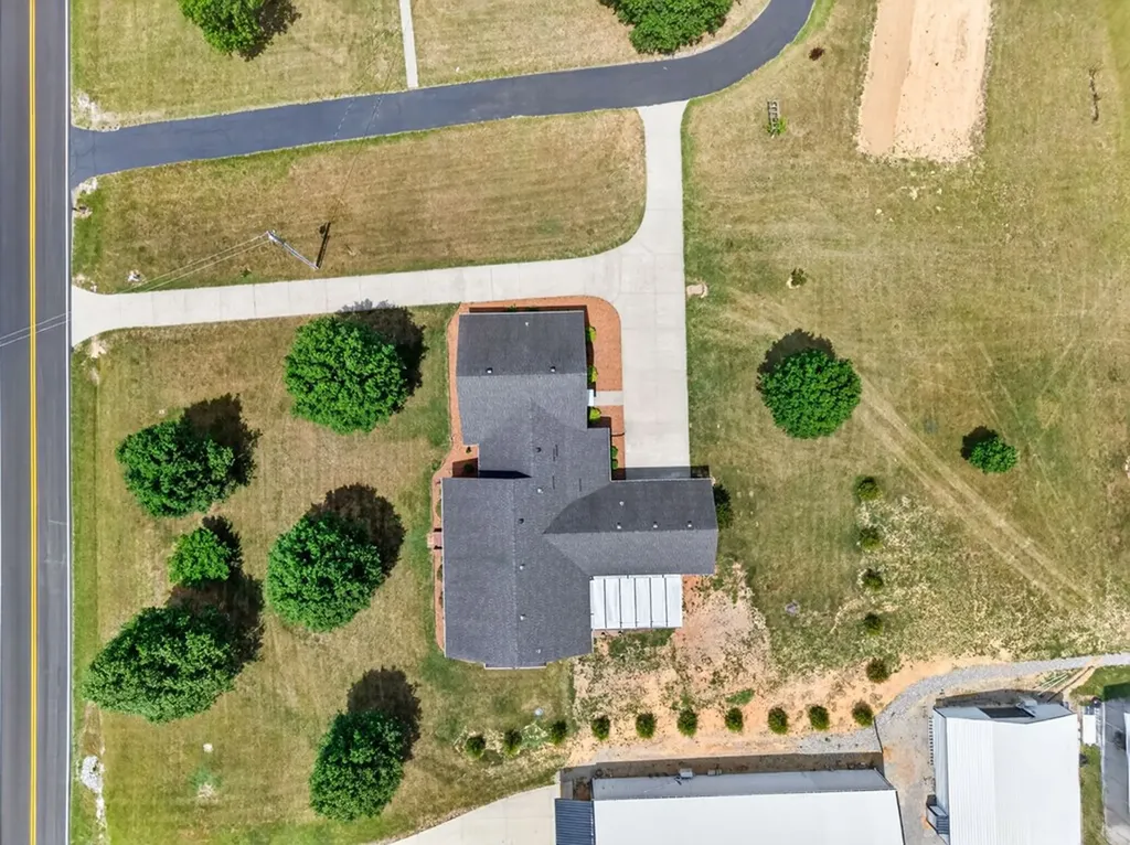 826 Boatman Road Cookeville TN 38506-3306