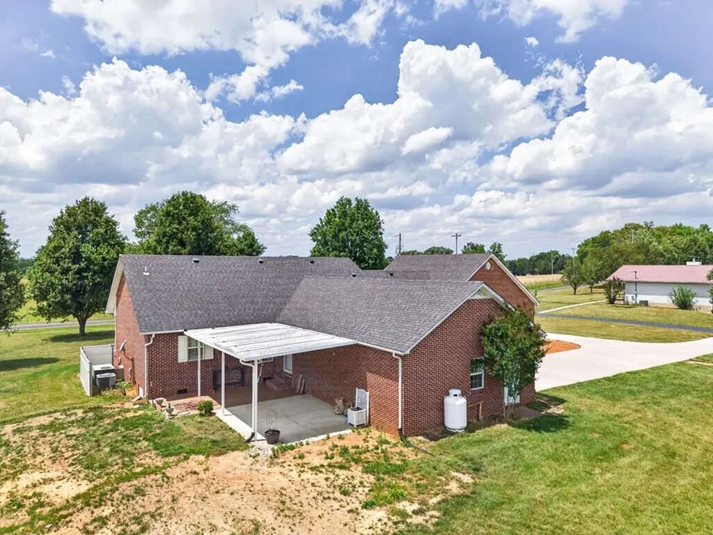 826 Boatman Road Cookeville TN 38506-3306