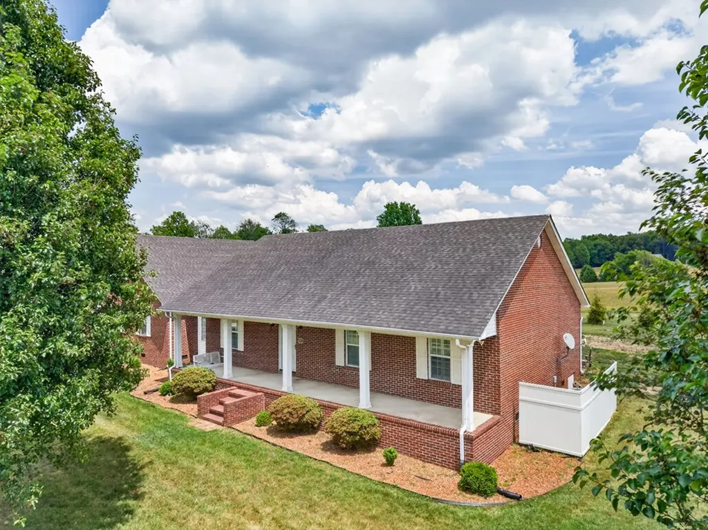 826 Boatman Road Cookeville TN 38506-3306