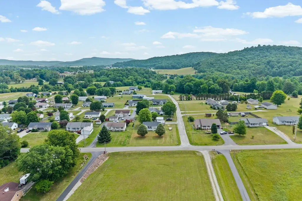 399 Okalona Road Livingston TN 38570