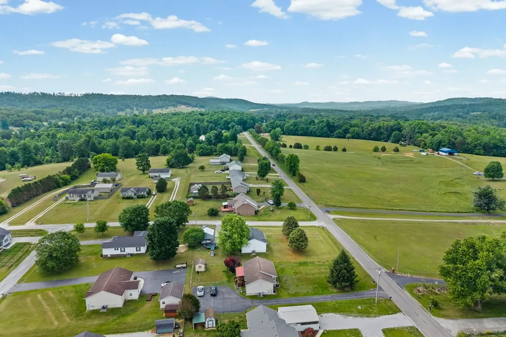 399 Okalona Road Livingston TN 38570