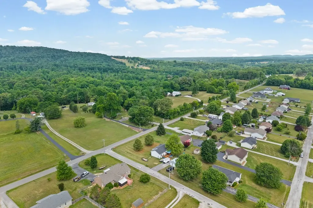 399 Okalona Road Livingston TN 38570