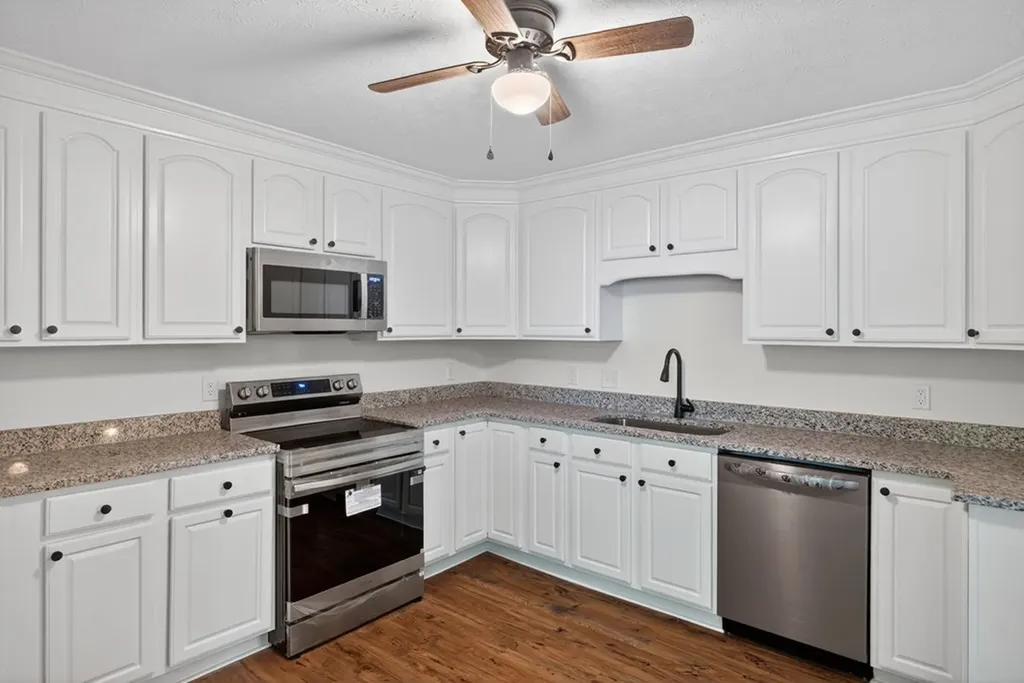 1342 Holladay Cookeville TN 38501