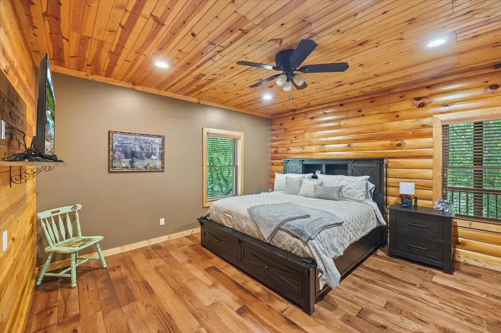195 Hiawassee Lane Celina TN 38551