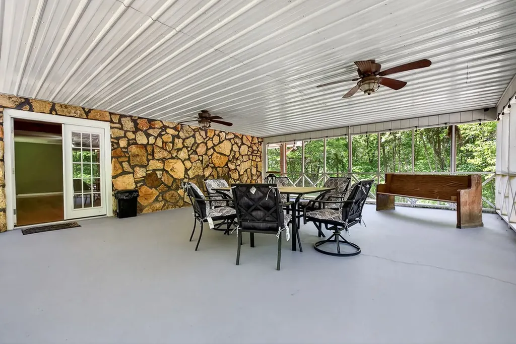 214 Boyd Creek Road Sparta TN 38583