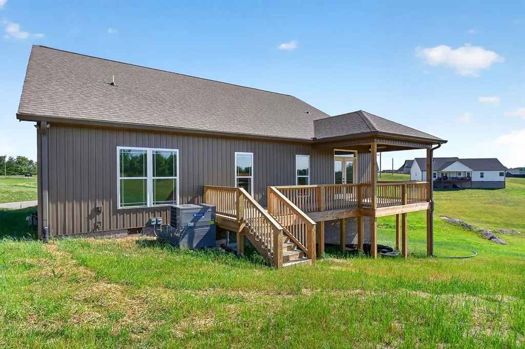 4114 Summer Pointe Cookeville TN 38501