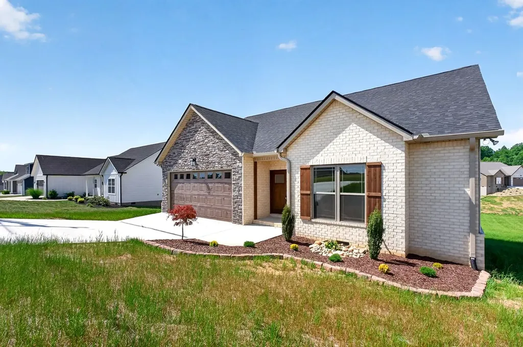 2910 Autumn Woods Trail Cookeville TN 38501