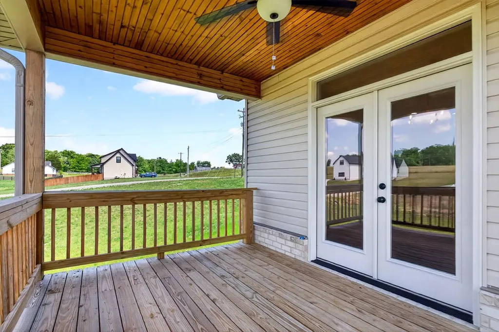 2910 Autumn Woods Trail Cookeville TN 38501