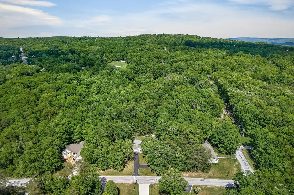 205 Kings Down Drive Crossville TN 38558