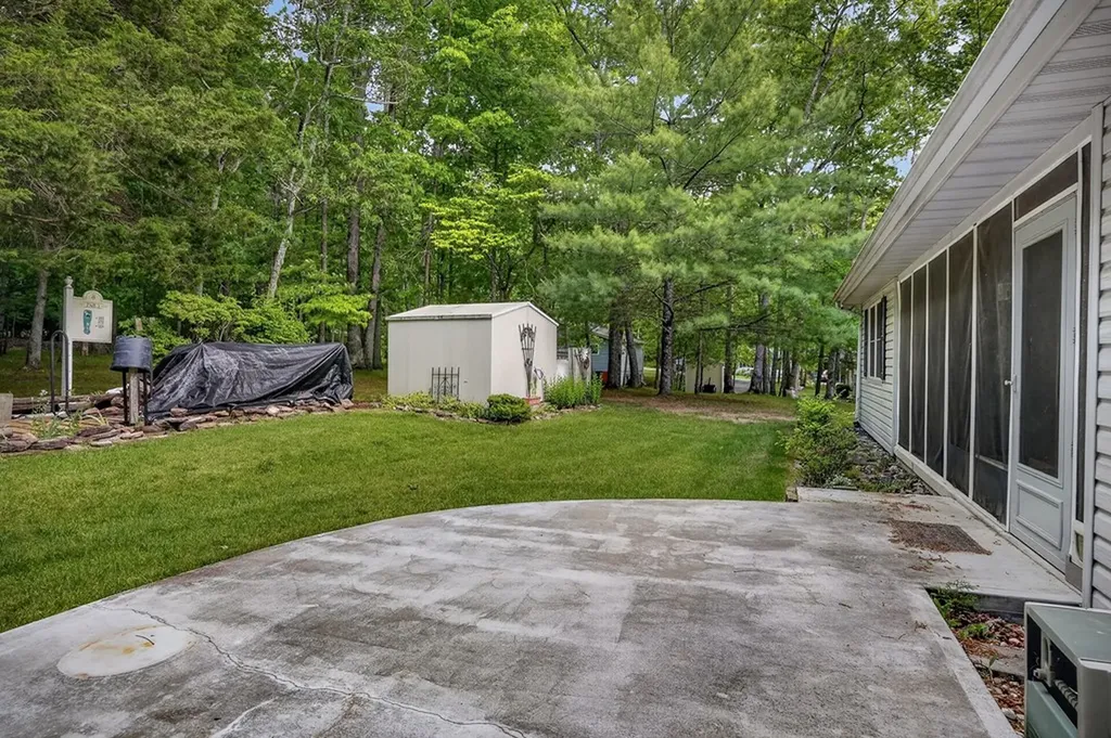 205 Kings Down Drive Crossville TN 38558