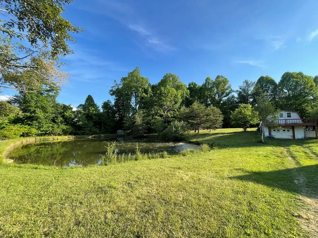 56 Elm Lane Sparta TN 38583