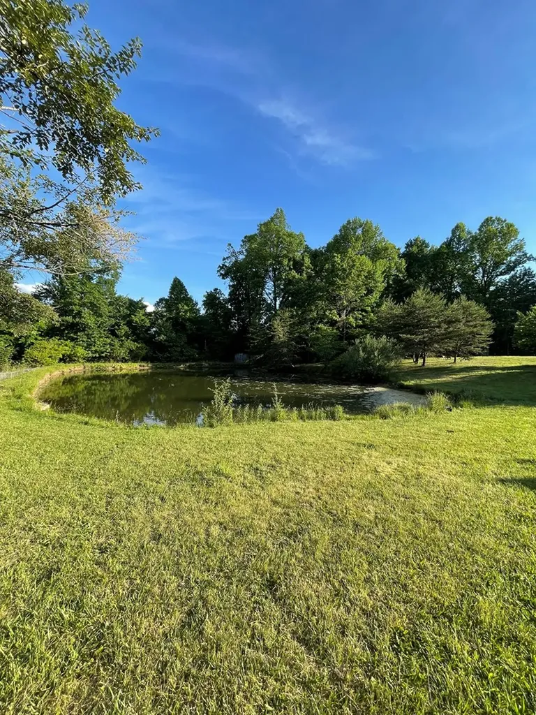56 Elm Lane Sparta TN 38583
