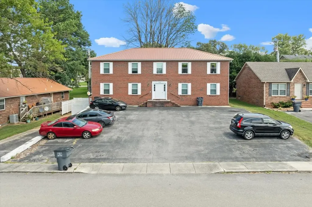 1849 Summerhaven Avenue Cookeville TN 38501