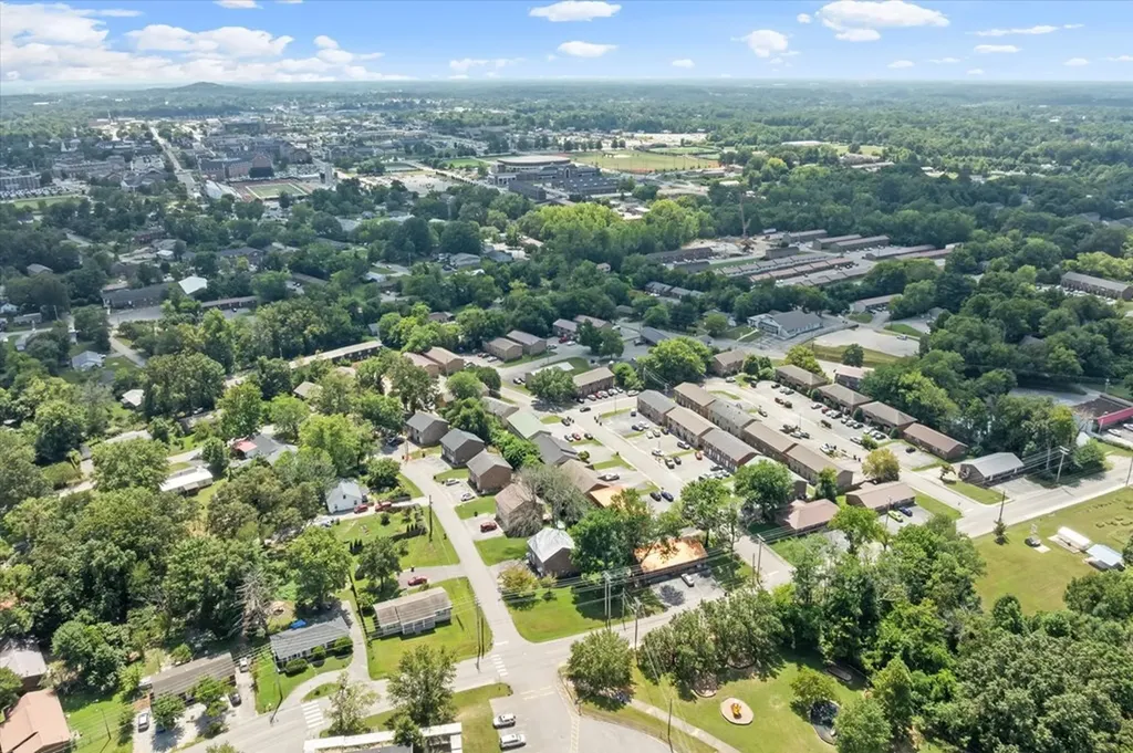 1849 Summerhaven Avenue Cookeville TN 38501