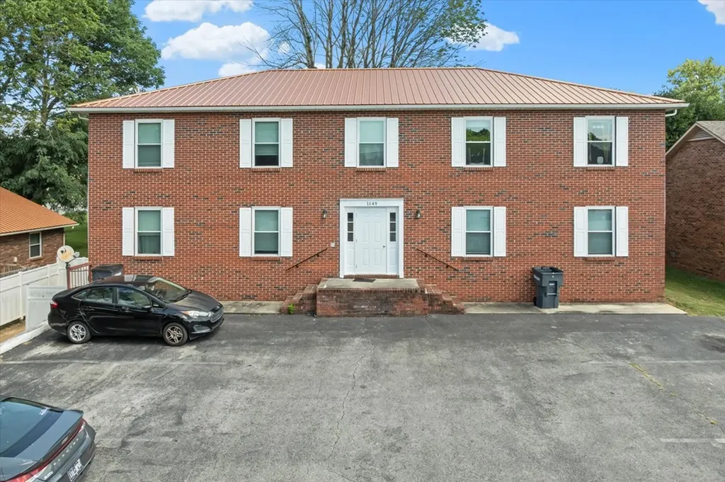 1849 Summerhaven Avenue Cookeville TN 38501