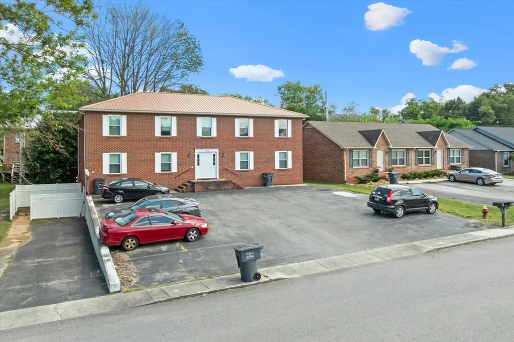 1849 Summerhaven Avenue Cookeville TN 38501