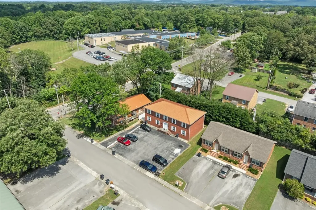 1849 Summerhaven Avenue Cookeville TN 38501