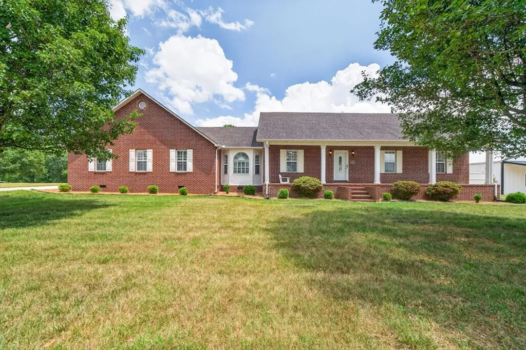 826 Boatman Road Cookeville TN 38506-3306