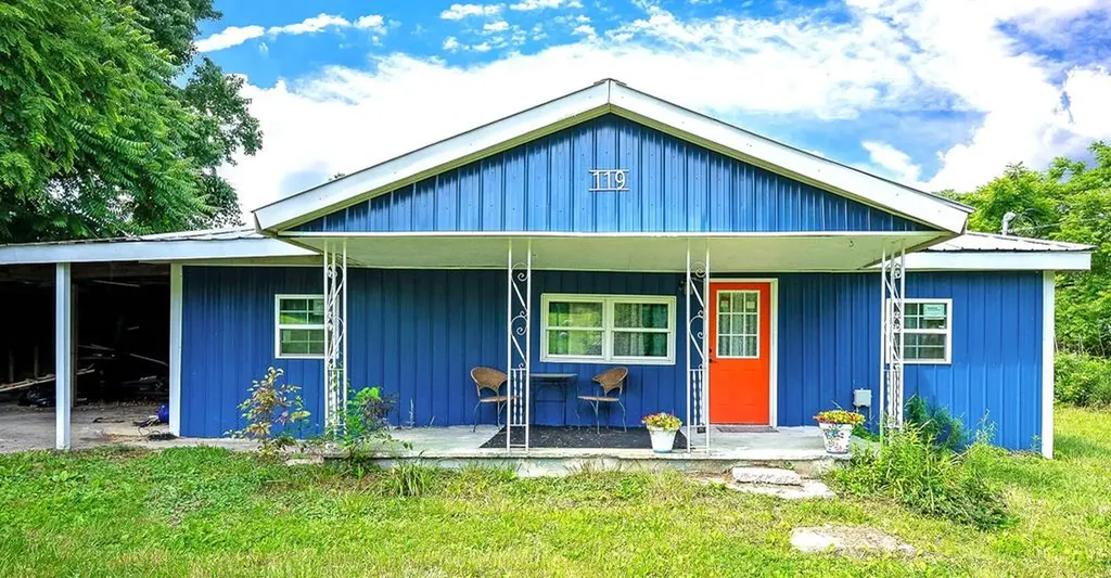 119 Floyd Padgett Lane Crawford TN 38554