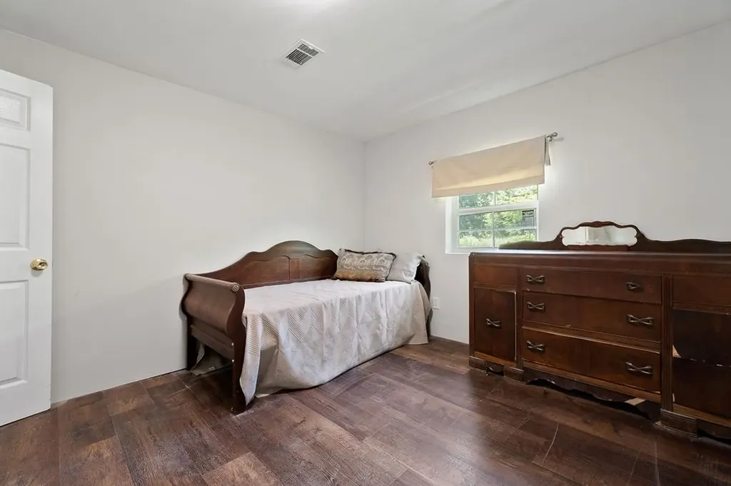 119 Floyd Padgett Lane Crawford TN 38554