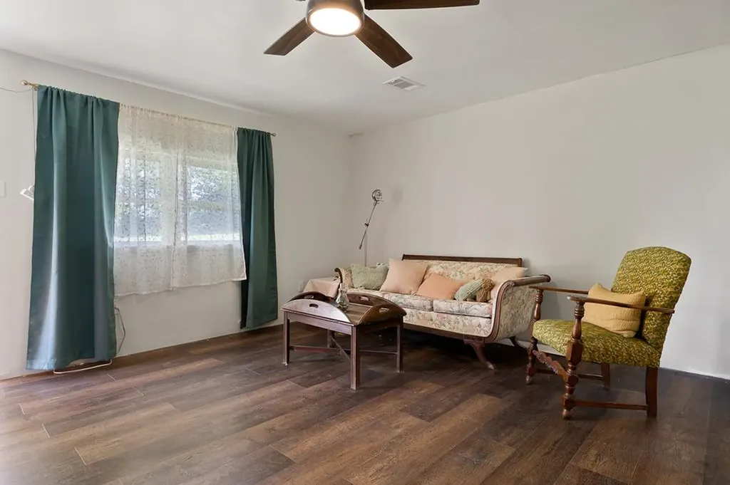 119 Floyd Padgett Lane Crawford TN 38554