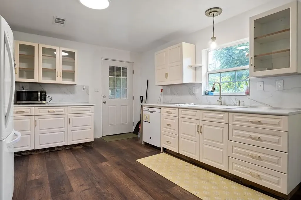 119 Floyd Padgett Lane Crawford TN 38554
