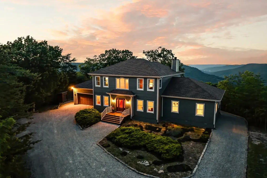 275 Buckeye Lane Wilder TN 38589