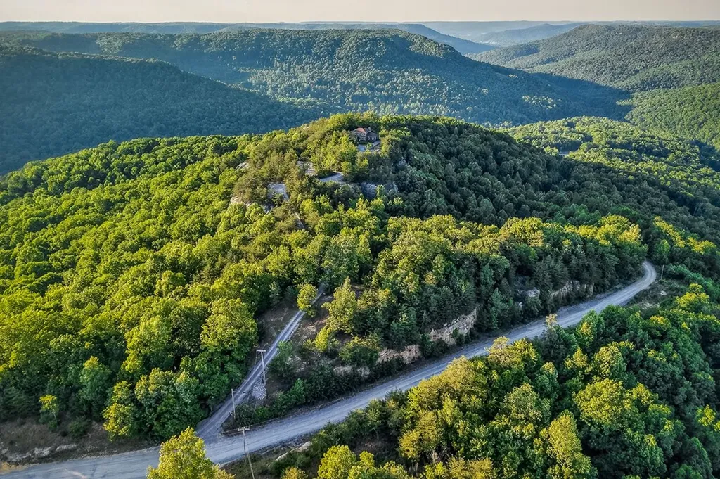 275 Buckeye Lane Wilder TN 38589