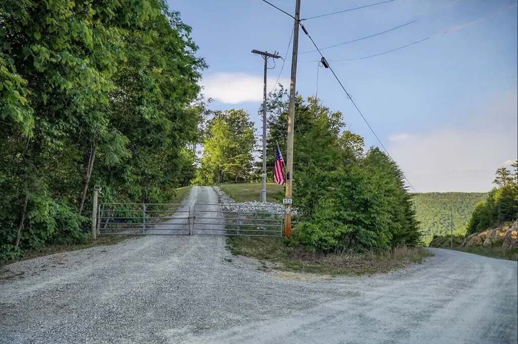 275 Buckeye Lane Wilder TN 38589