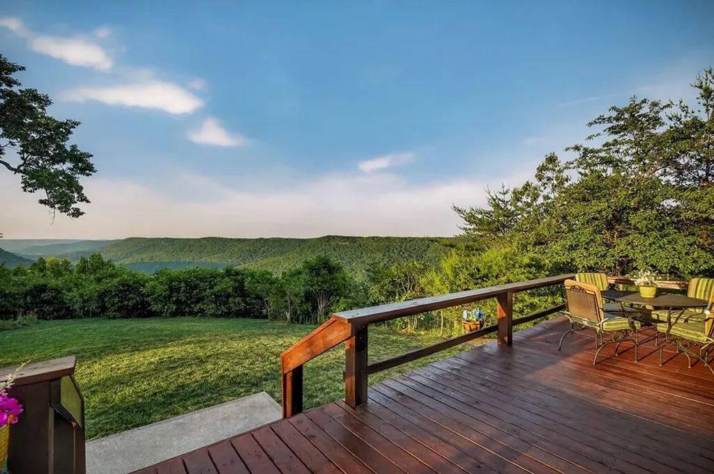 275 Buckeye Lane Wilder TN 38589