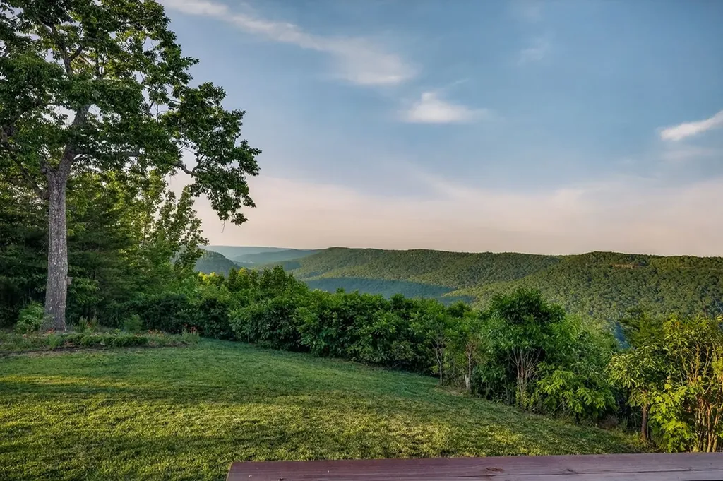 275 Buckeye Lane Wilder TN 38589
