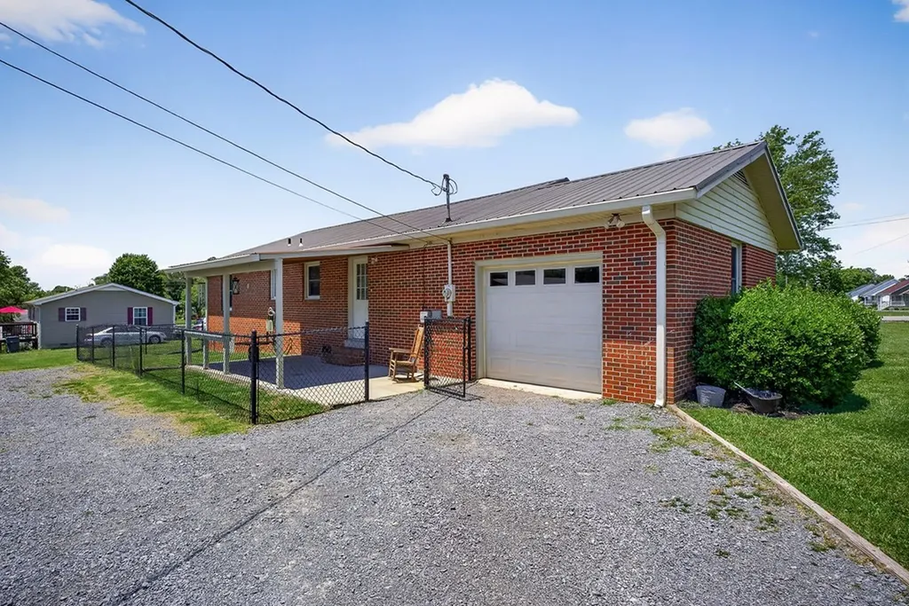 229 Union Hill Road Mcminnville TN 37110