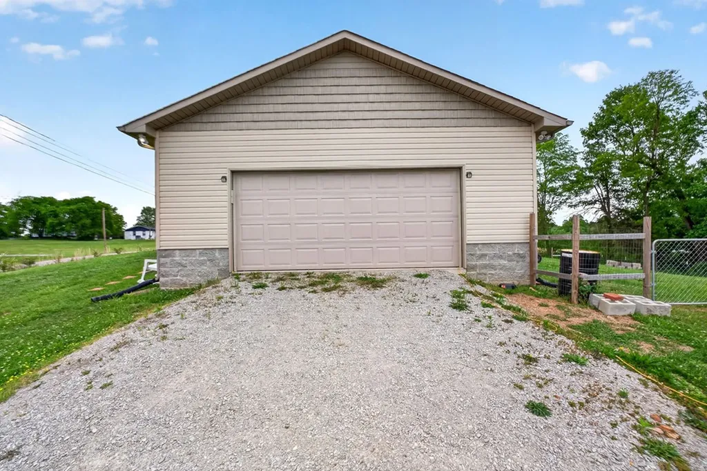 7341 Pleasant Ridge Road Sparta TN 38383