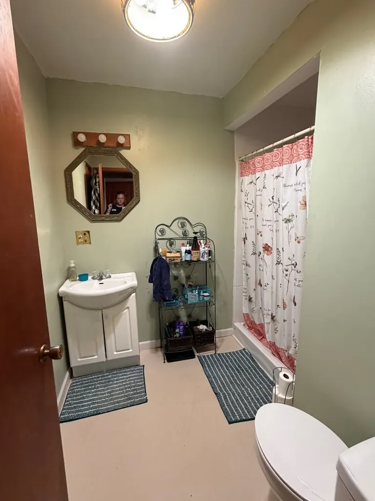 724 Jamestown Highway Livingston TN 38570