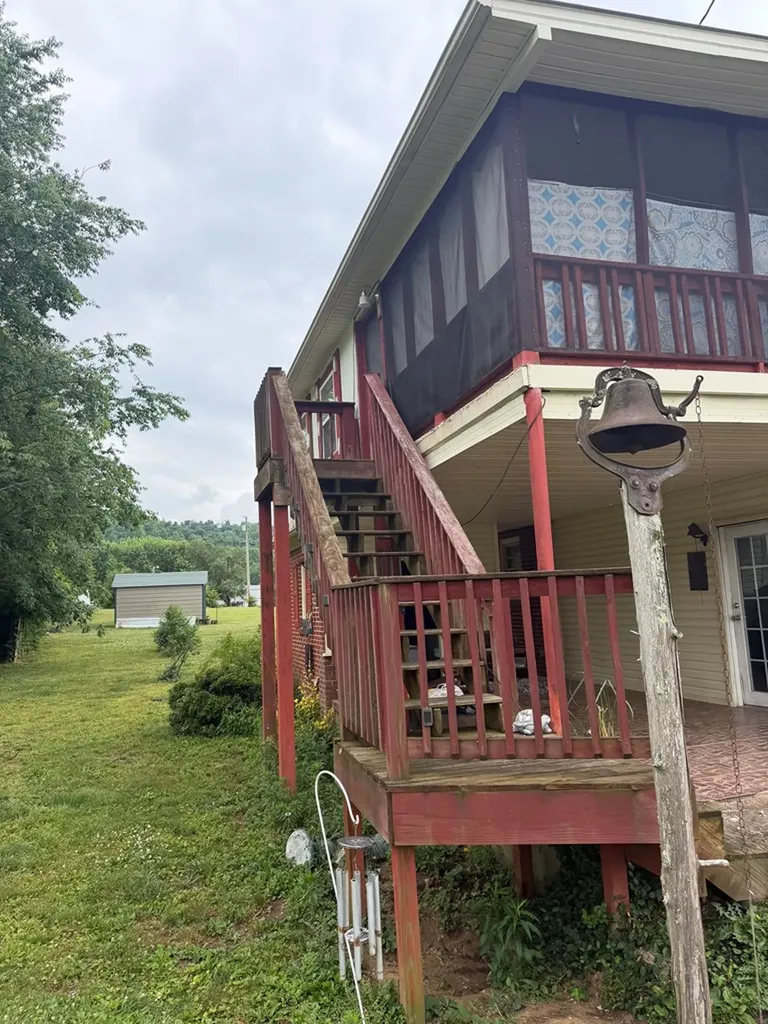 724 Jamestown Highway Livingston TN 38570
