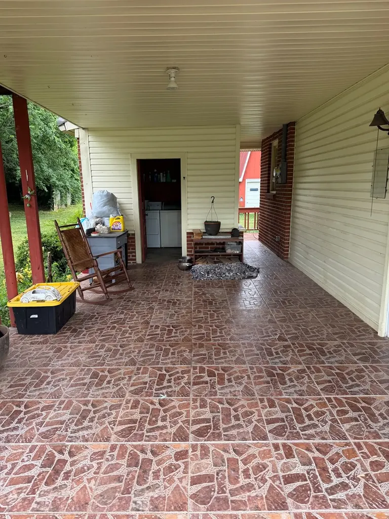 724 Jamestown Highway Livingston TN 38570