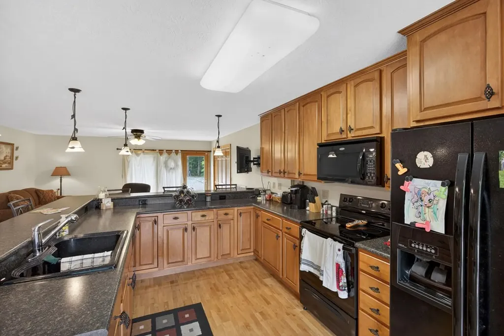 241 Hidden Cove Lane Allons TN 38541